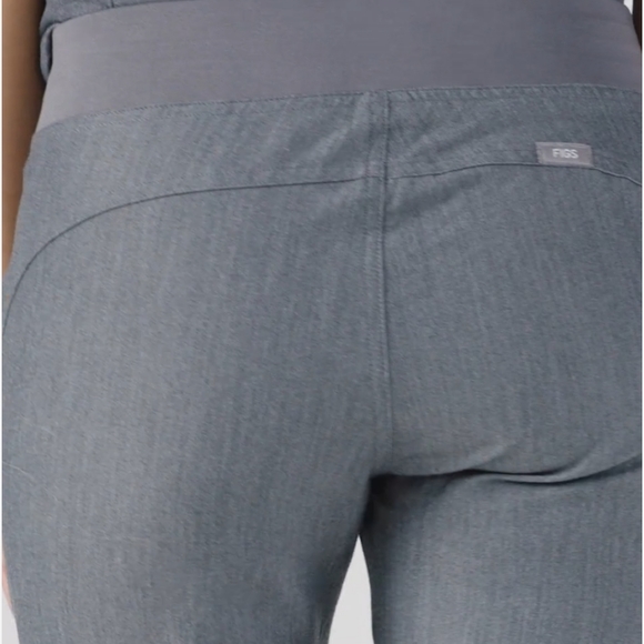 Figs Kade Graphite Cargo Scrub Pants Large Tall - Picture 9 of 11